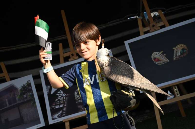 طفل إماراتي خلال الاحتفال