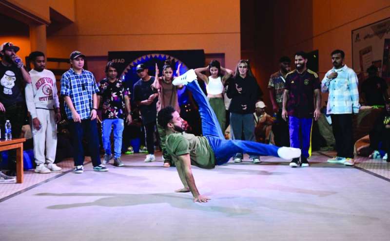 جانب من الفقرات الراقصة 