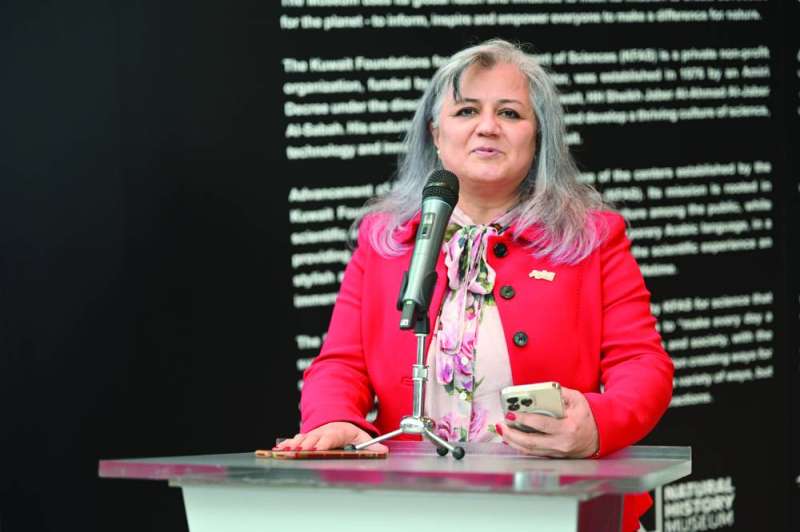 ليلى الموسوي 