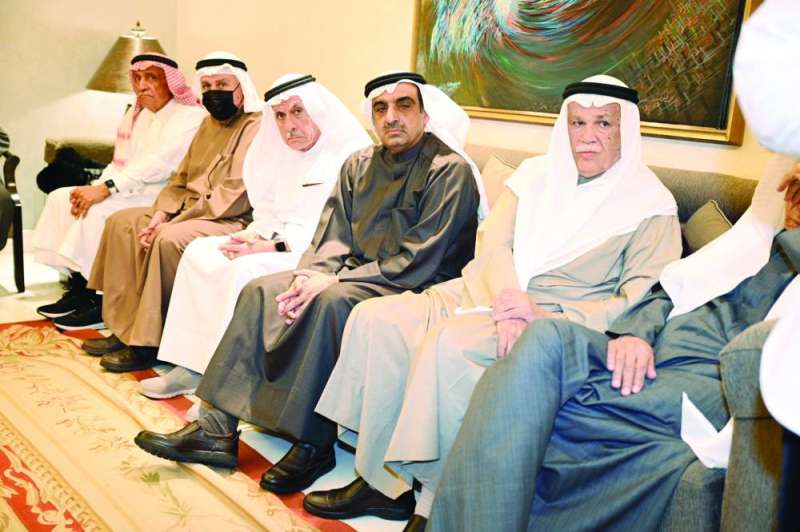 
جانب من الحضور من مُحبّي الراحل الكبير