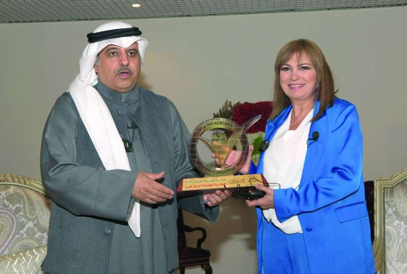 الخميس يُكرّم خوري