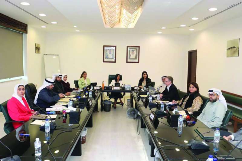 جانب من اجتماع لجنة المُخطّط الهيكلي في المجلس البلدي