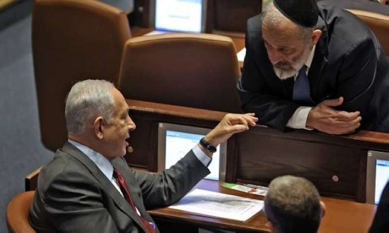 حديث بين نتنياهو ودرعي في الكنيست الأسبوع الماضي
