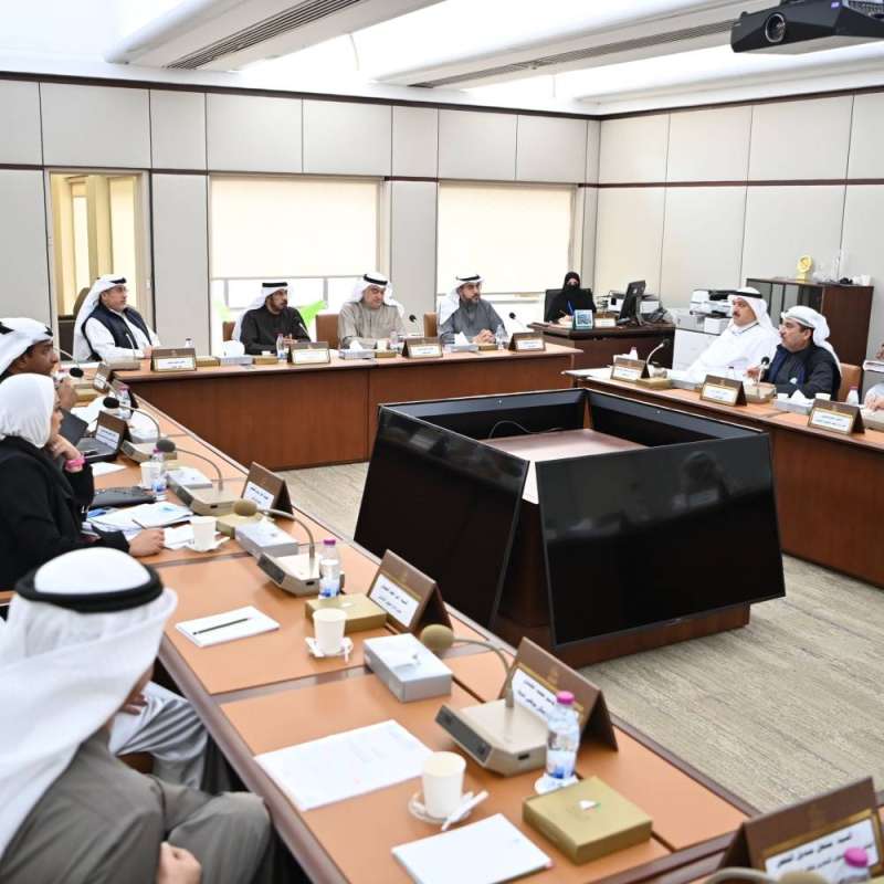 من اجتماع سابق للجنة الصحية