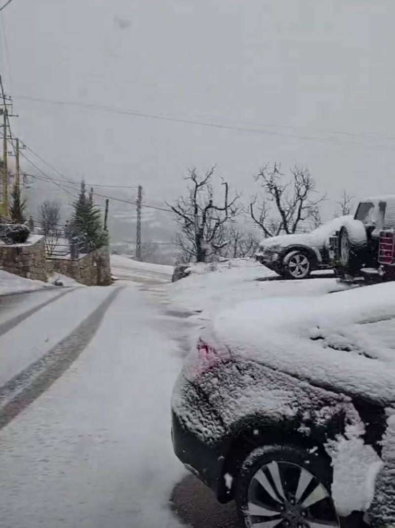 لبنان في قبضة منخفض جوي حمل ثلوجاً ابتداء من 1500 متر للمرة الأولى هذا الشتاء. الصورة عن موقع النهار