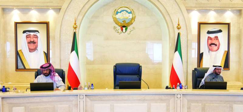 
طلال الخالد مترئساً اجتماع مجلس الوزراء أمس
