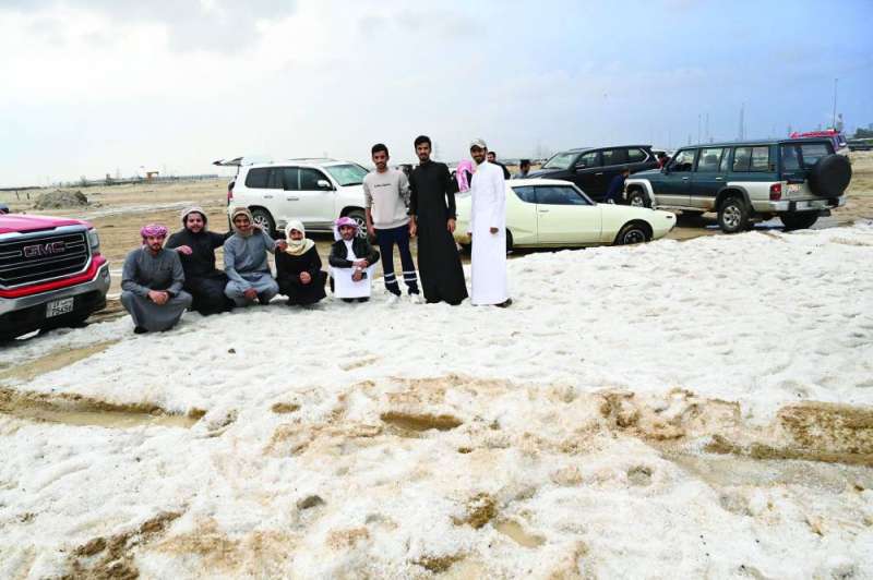 لقطة جماعية على «البساط الأبيض»