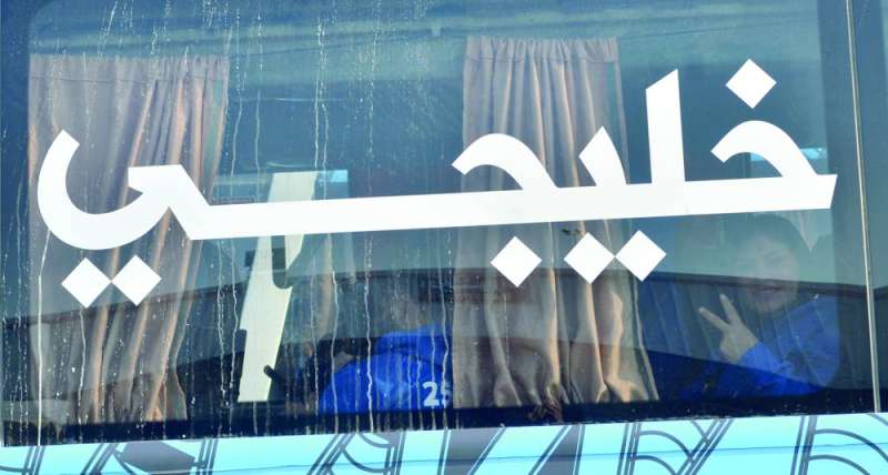 
الجمهور الكويتي في طريقه إلى البصرة مساء السبت الماضي
