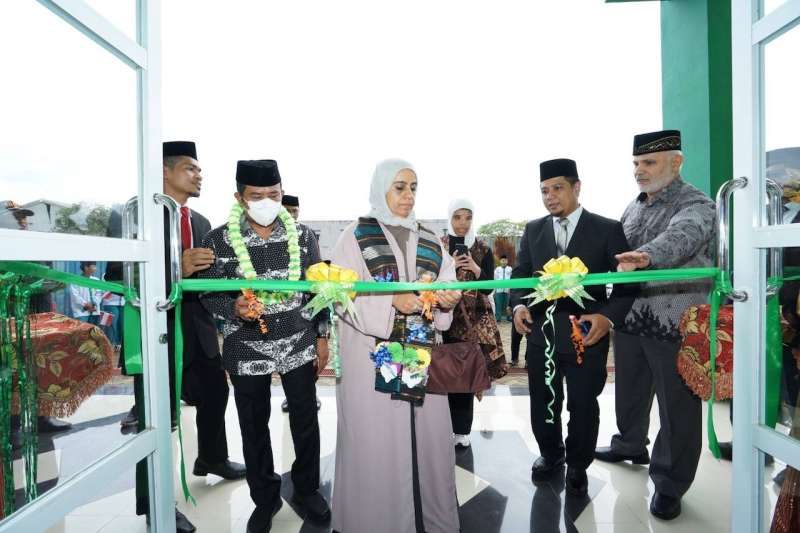 «أمانة الأوقاف» تفتتح مجمعاً تعليمياً في إندونيسيا
 