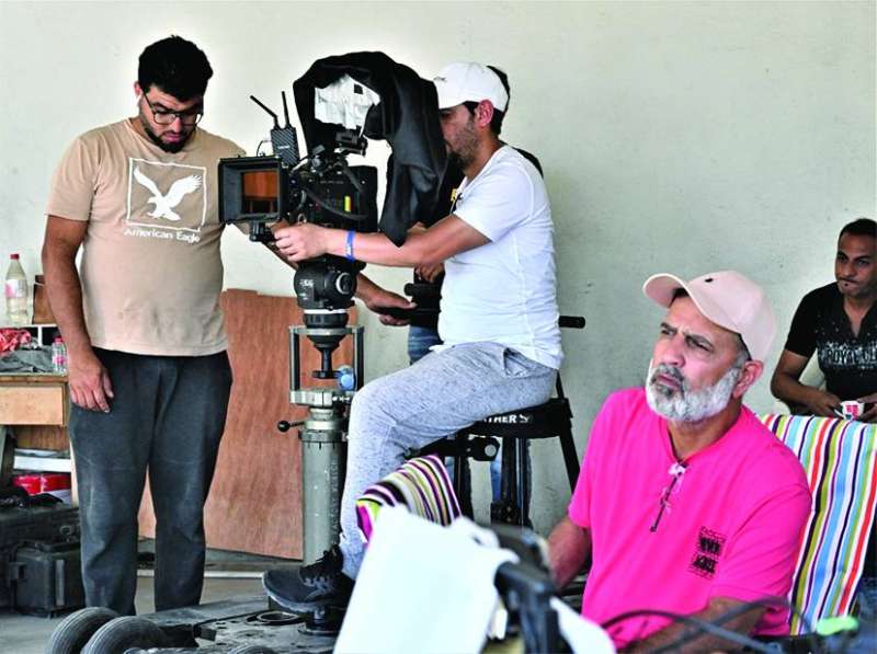 القفاص في كواليس مسلسل «ساعي البريد» 