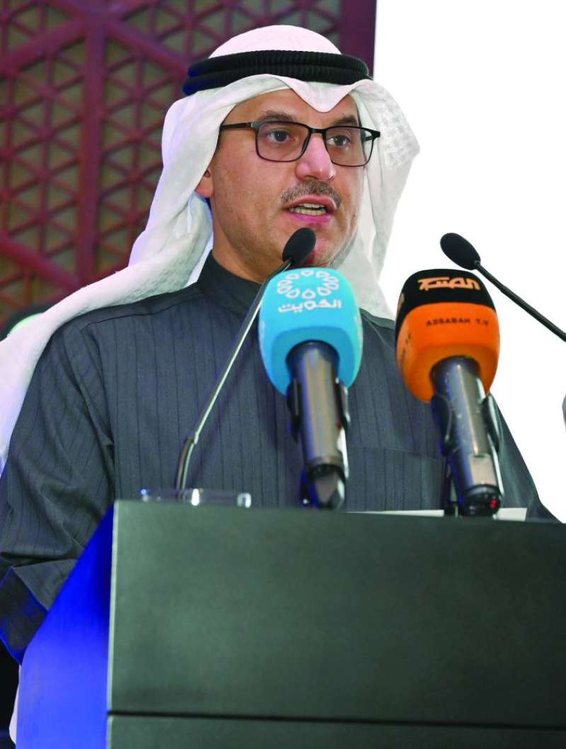 
أيمن المطوع متحدثاً
