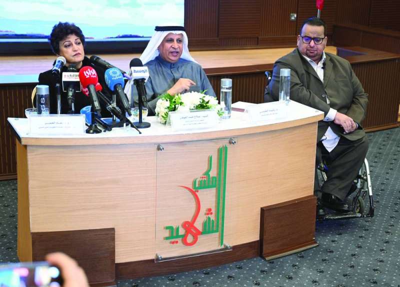 
العوفان والبغيلي والحمر خلال المؤتمر الصحافي	 (تصوير نايف العقلة)
