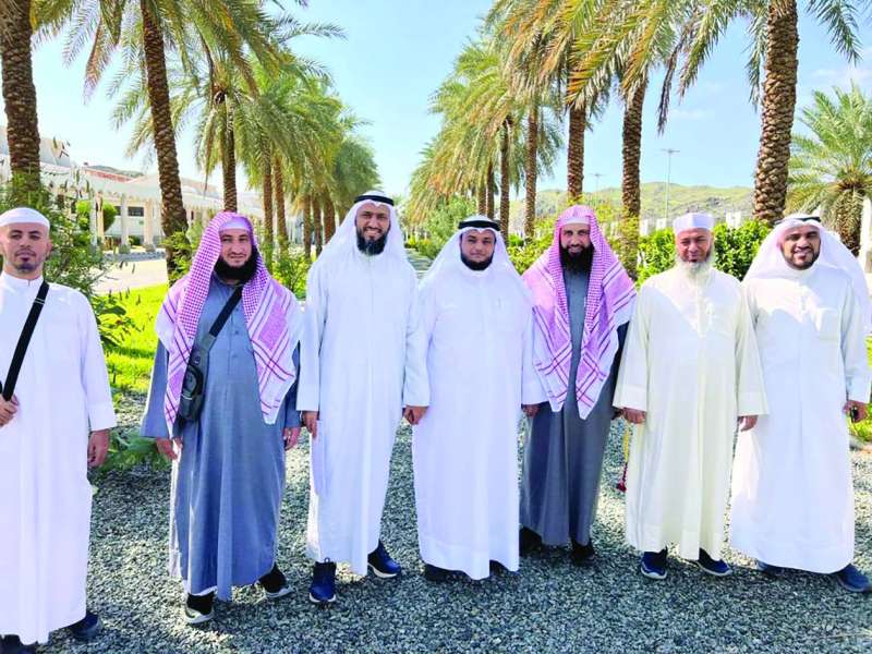 
وفد «الأوقاف» في لقطة جماعية