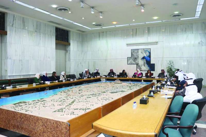 جانب من اجتماع اللجنة المشتركة 