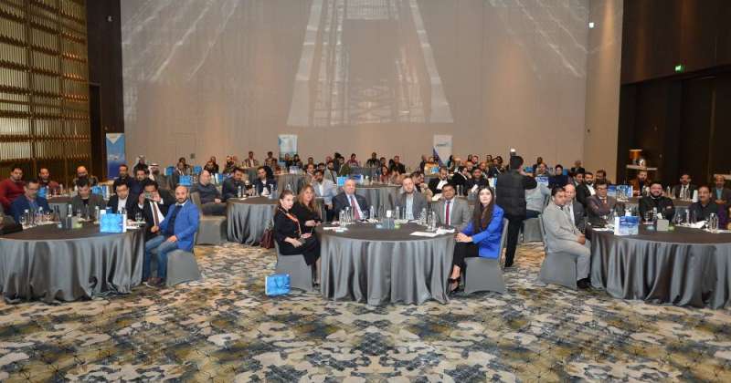 السفير الجورجي في مقدّمة الحضور