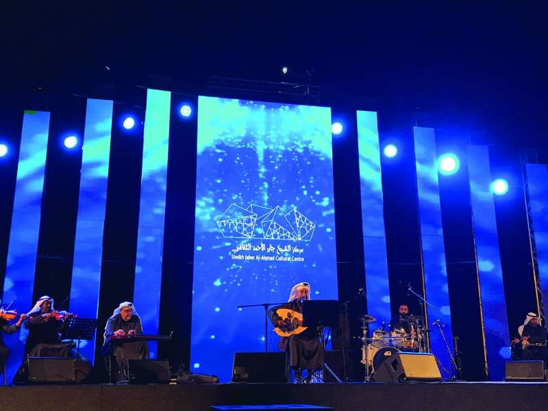 يوسف العماني 