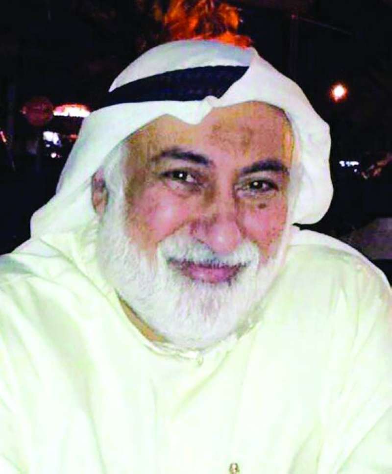 
علي الصيدلي
