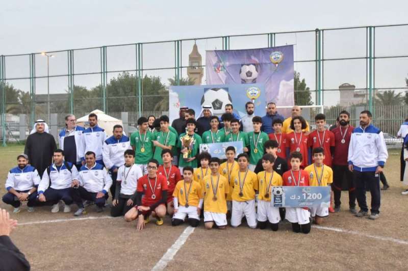 الفرق الفائزة بالجوائز 