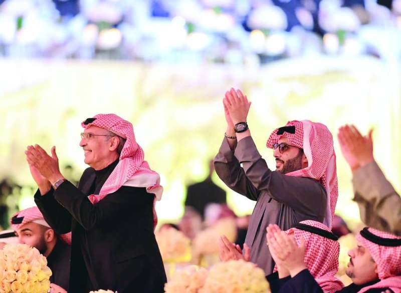 تركي آل الشيخ وبدر بن عبدالمحسن متفاعلين مع أجواء الحفل