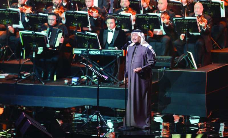 محمد عبده أطرب الحاضرين	 (تصوير سعود سالم) 