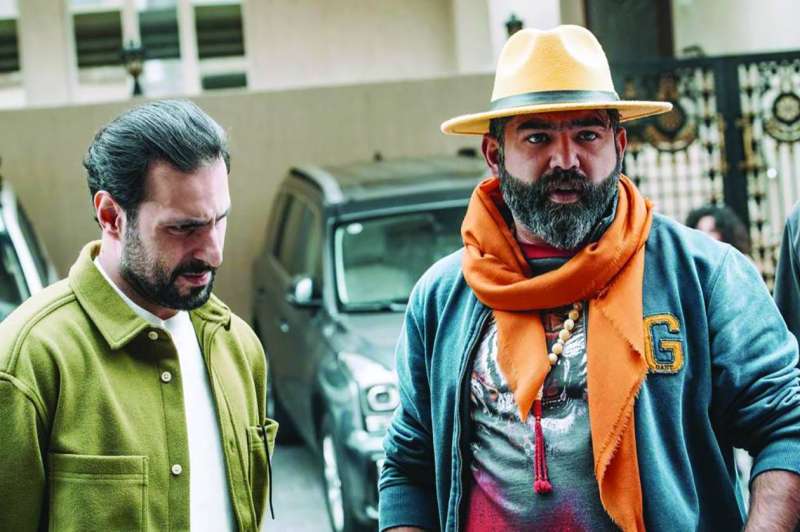 
علي كاكولي مع المخرج حسين دشتي
