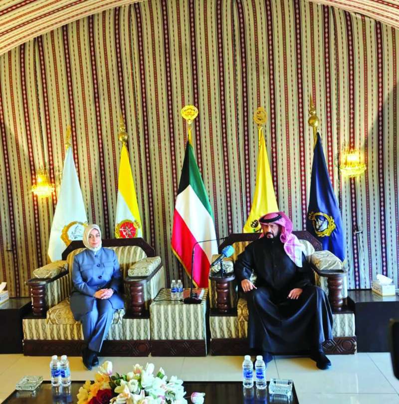 
الخالد والسفيرة التركية في حفل استقبال فريق الإنقاذ الكويتي
