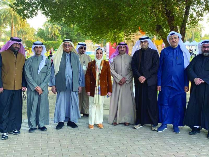 البغلي ومختار منطقة الروضة ورئيس الاتحاد ورئيس وأعضاء مجلس إدارة الجمعية