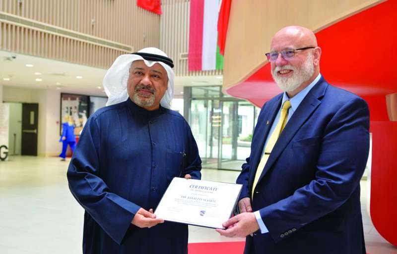 تكريم أمين عام المجلس الأعلى للتخطيط