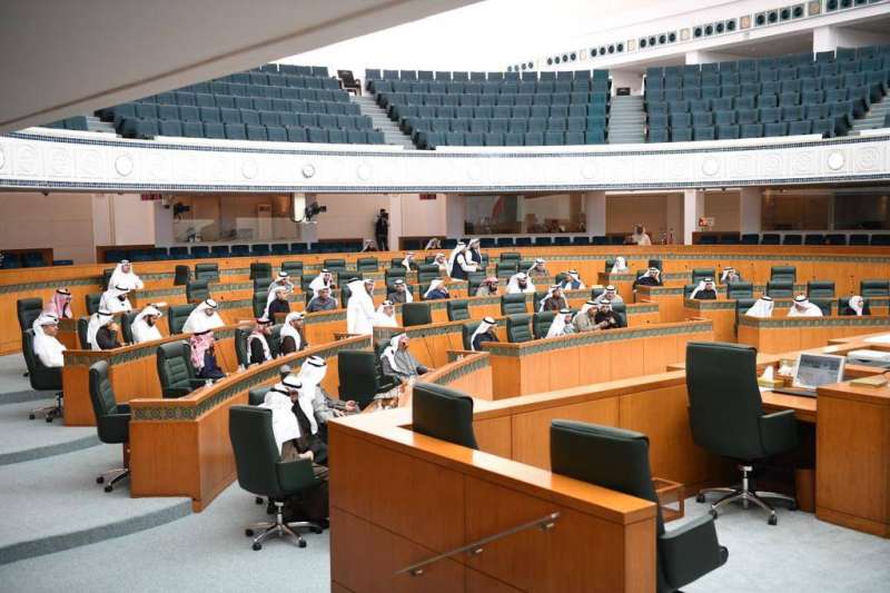 جلسة سابقة لمجلس الأمة