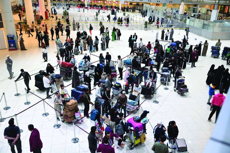 
انسيابية وسهولة في حركة المسافرين في المطار رغم الإقبال الكبير	 (تصوير أسعد عبدالله)
