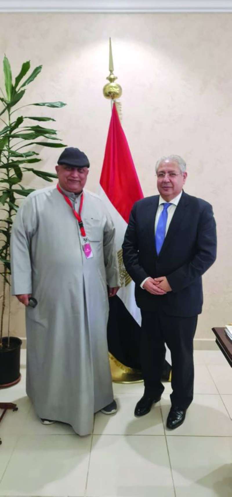 السفيرالمصري والزميل خالد الشرقاوي