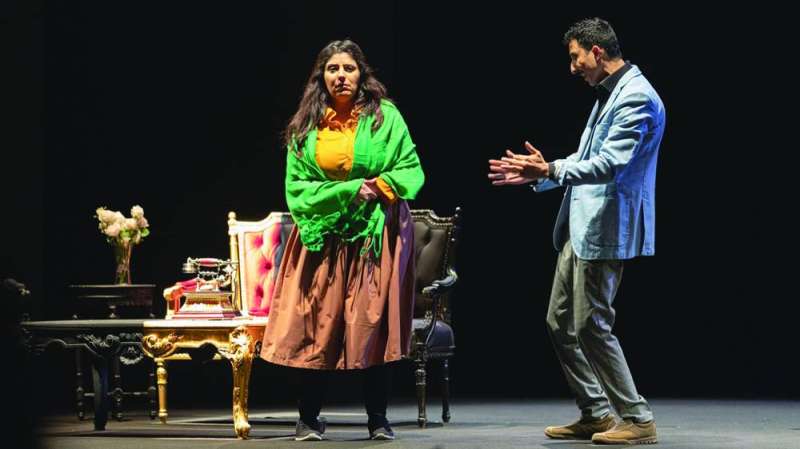 من «عنقود العنب» 