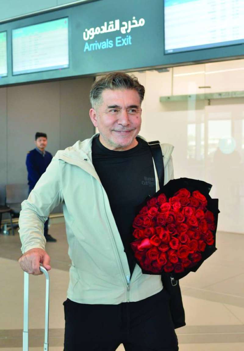 فهد لحظة وصوله الكويت 