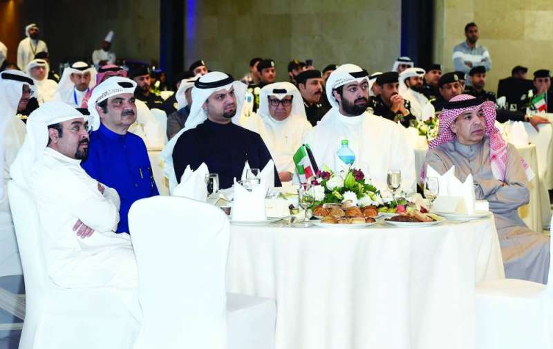 
متابعة من الحضور