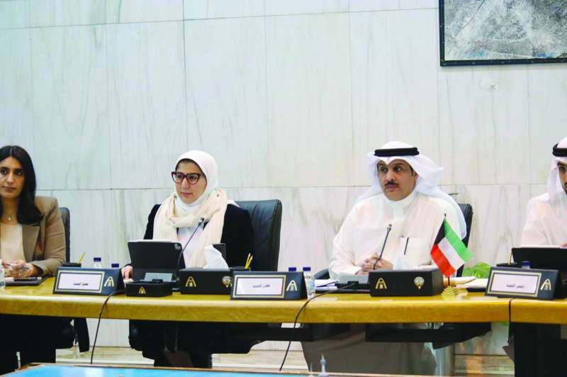 جانب من اجتماع لجنة الفروانية