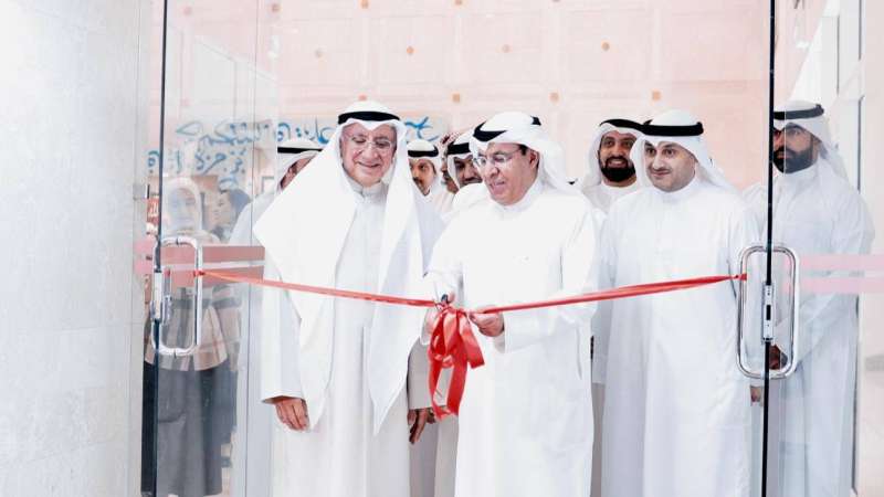 العدواني يفتتح صالات المراجعين في إدارة منطقة العاصمة التعليمية