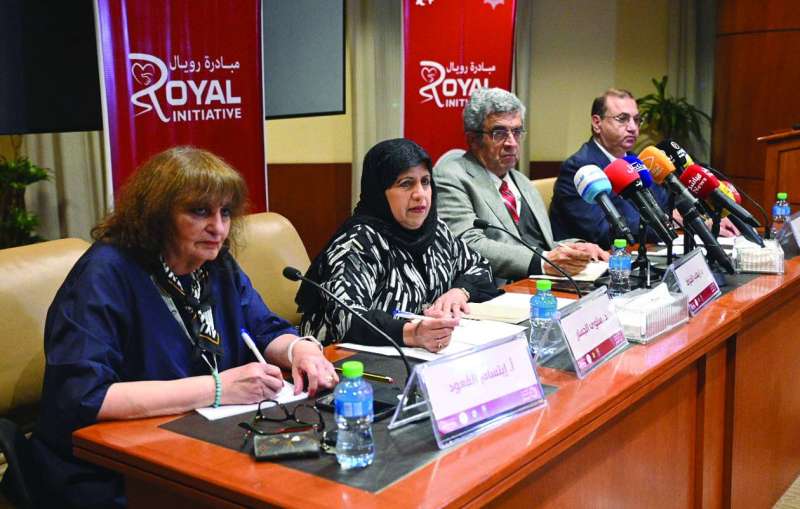 المتحدثون في الجلسة الختامية للمؤتمر (تصوير نايف العقلة)