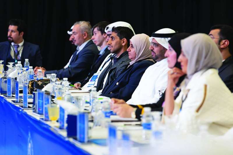 
جانب من أعضاء لجنة التحكيم
