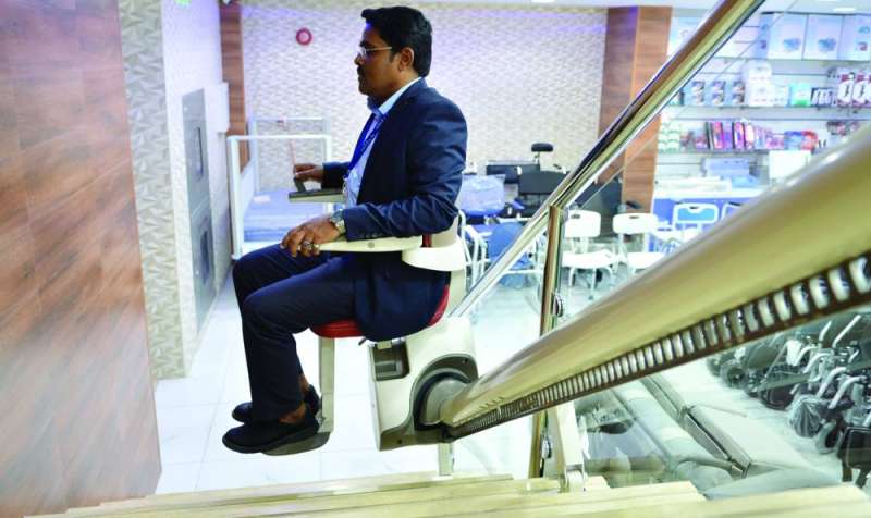 
كرسي مصعد الدرج
