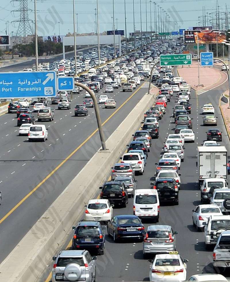 زحام في الشوارع (تصوير: سعود سالم)