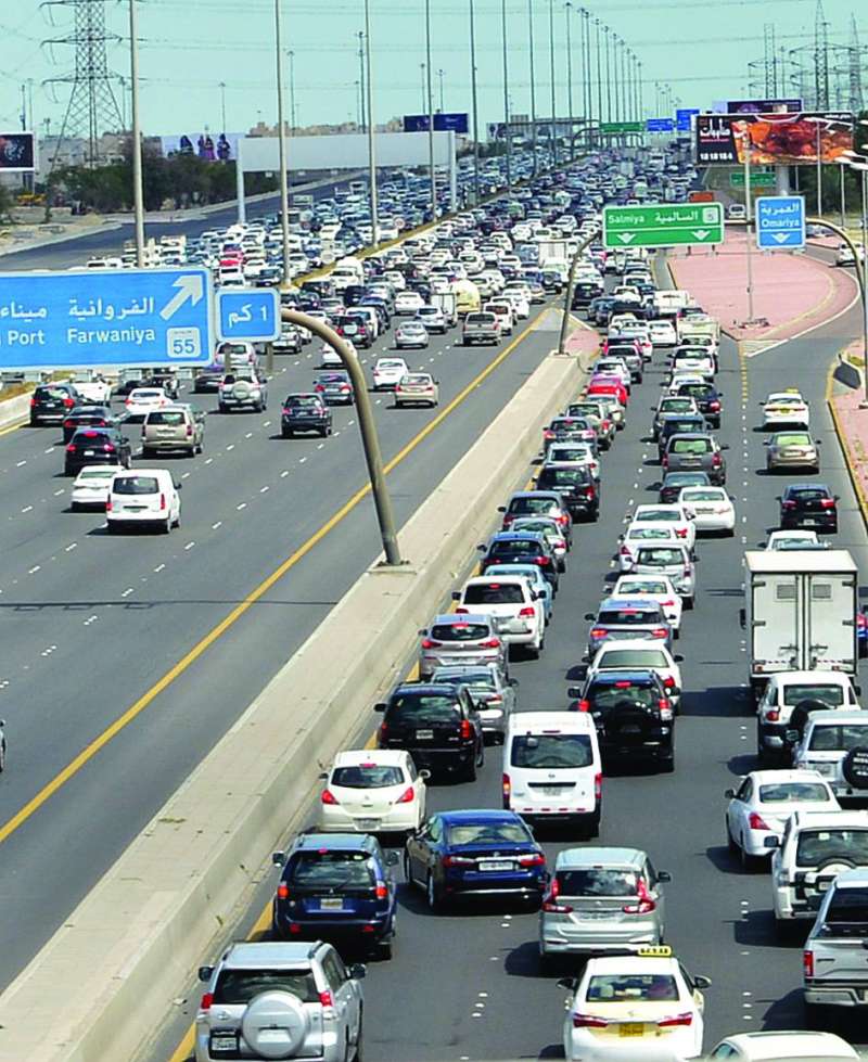 
اختناق الطرق بعد ظهر الثلاثاء 	 (تصوير سعود سالم)
