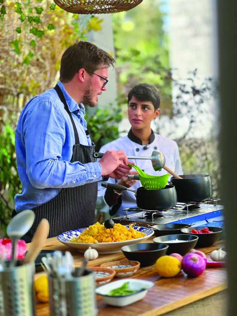 خلال التصوير مع الشيف سجى