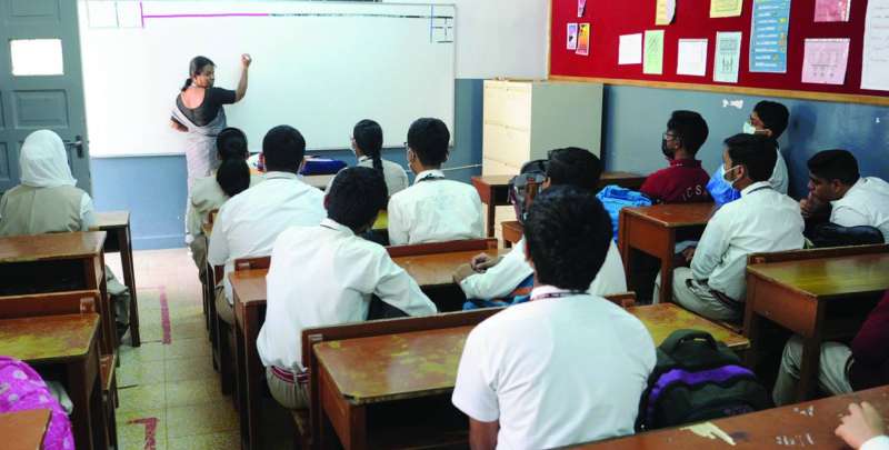 
وقف استقدام عائلات المقيمين أثر سلباً على المدارس الهندية