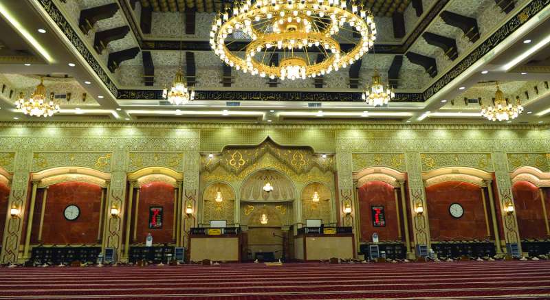 مسجد بلال بن رباح من الداخل في أبهى صورة 	 (تصوير سعود سالم) 