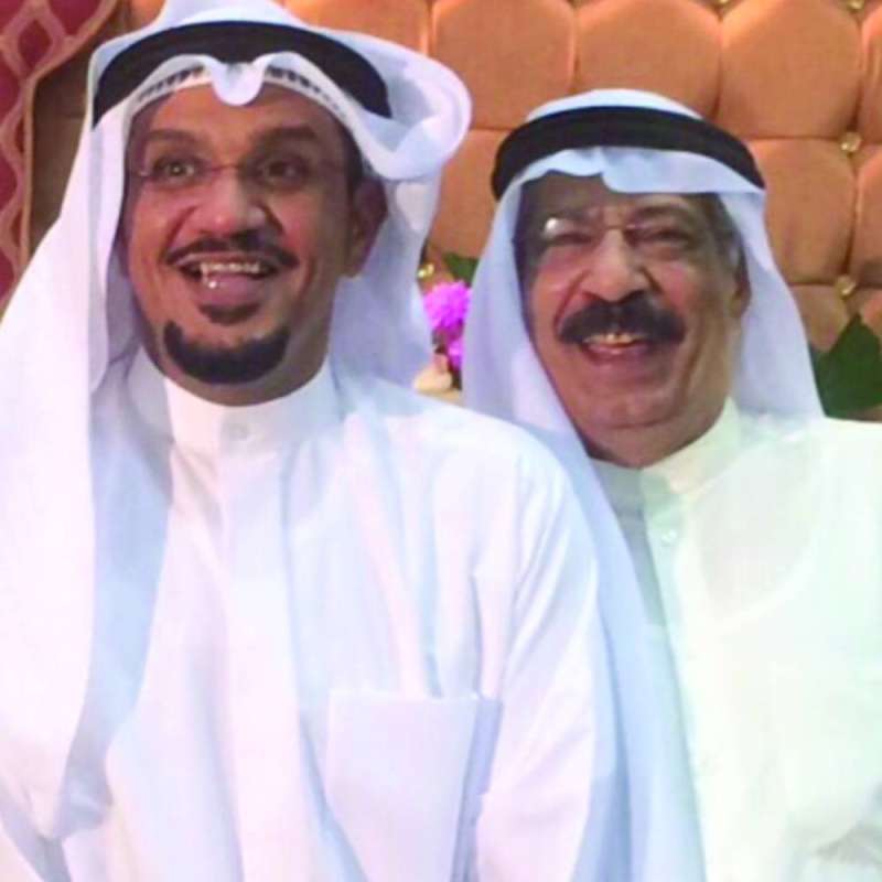 الشطي مع ابنه أحمد 