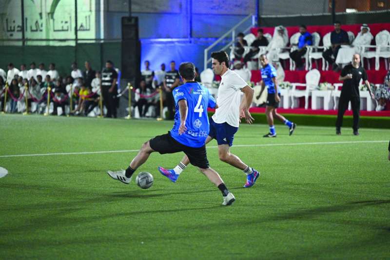 كاكا في لقطة فنية خلال المباراة