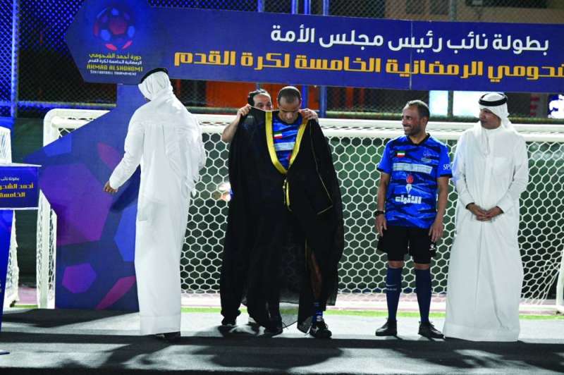 
تكريم ريفالدو بالبشت
