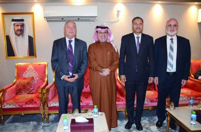 عميد السلك الديبلوماسي مع سفراء البحرين والهند وأفغانستان خلال تواجدهم بديوانية السفير القطري في رمضان