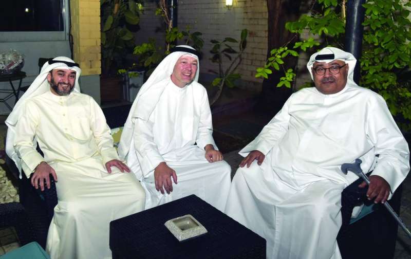 مدير المعهد الفرنسي وأسامة السلطان وعلي حاجي