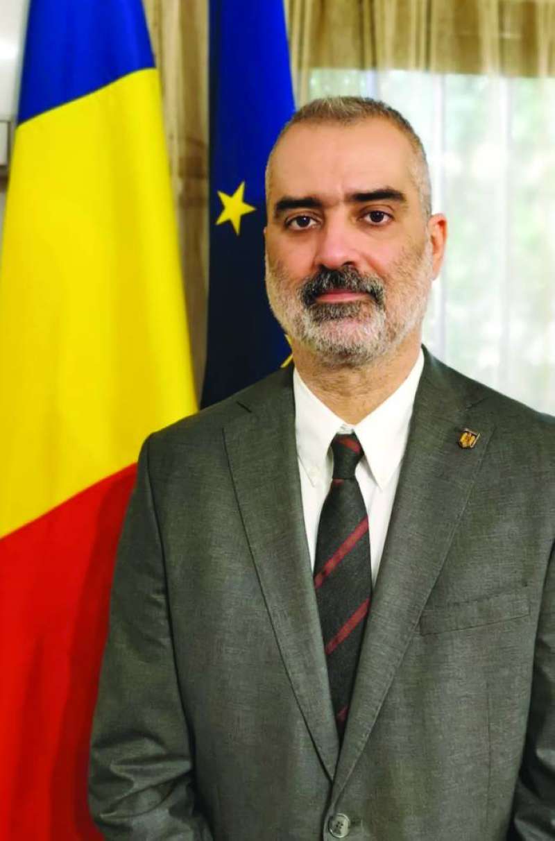 
السفير الروماني